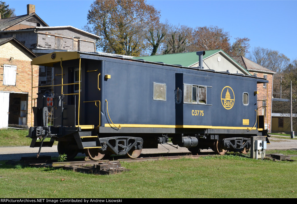 Baltimore & Ohio Caboose C-3775